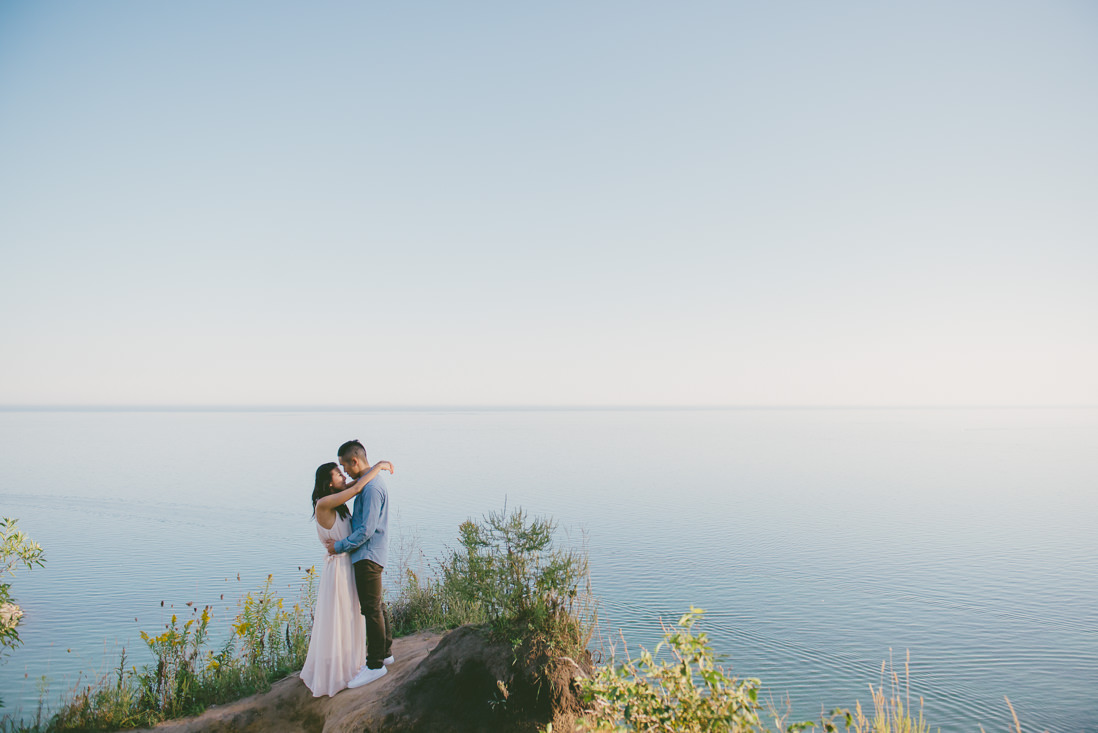 Scarborough Bluffs Engagement - EightyFifth Street Photography