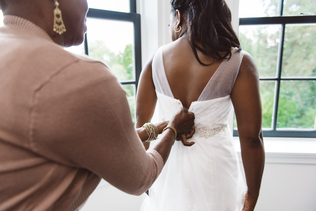 Bride Getting Ready | Harding Waterfront Estate Wedding, Mississauga | EightyFifth Street Photography